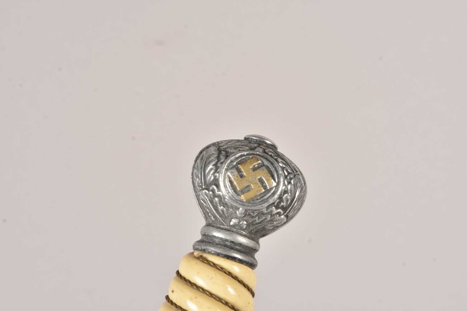 A WWII German 2nd Pattern Luftwaffe Dagger, - Image 5 of 7