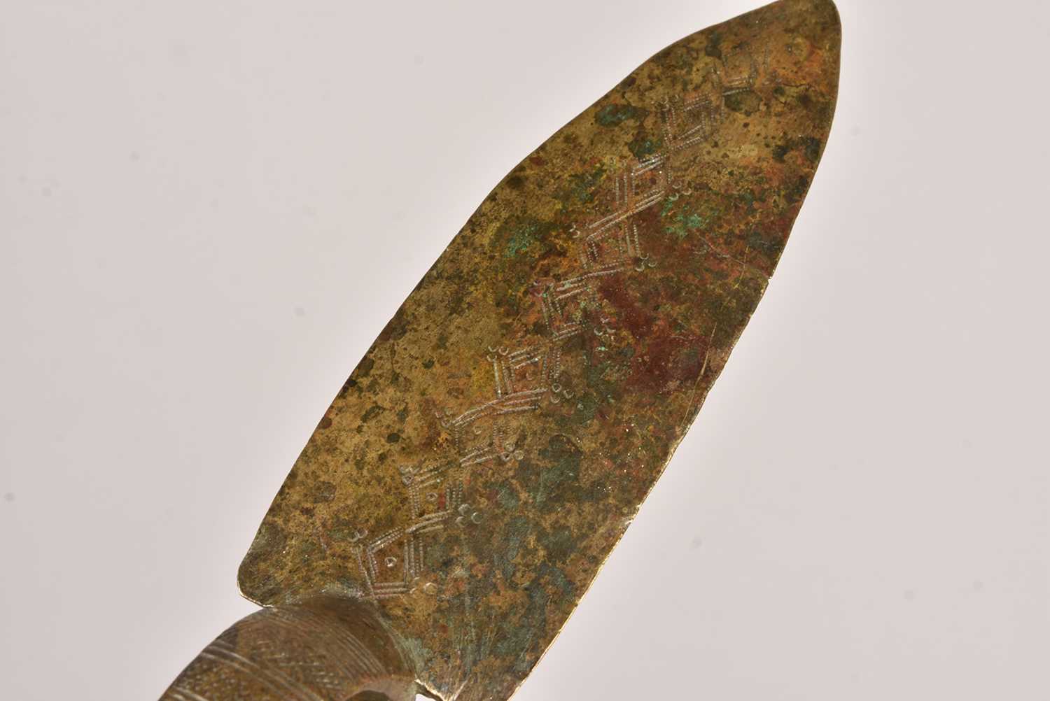 A Middle Eastern Dagger, - Image 3 of 3