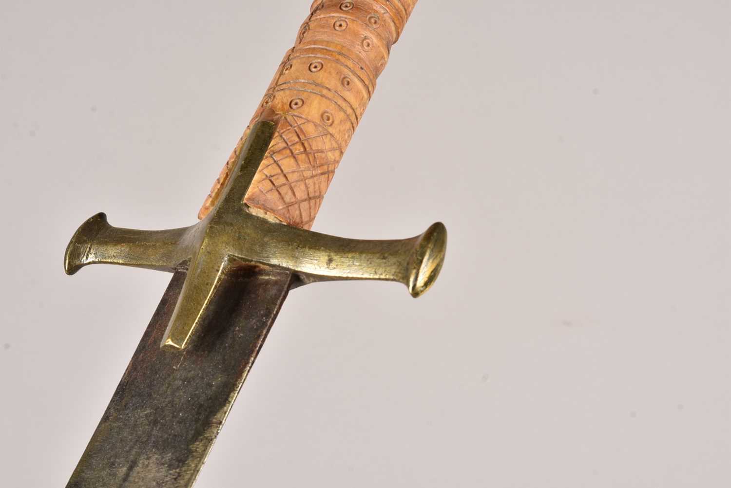 A large wooden handled broad sword, - Image 3 of 8