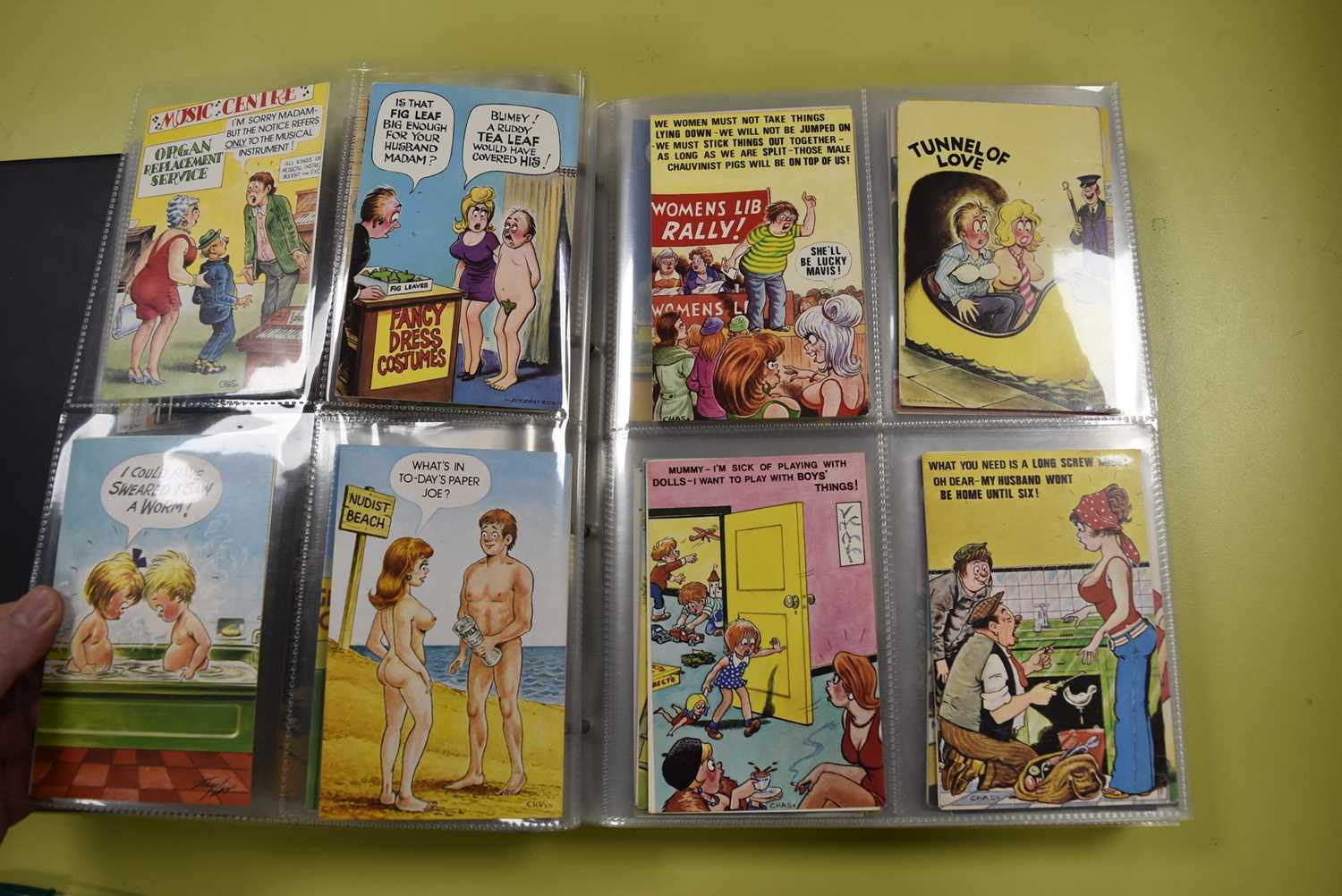 A large Collection of Humorous Seaside Saucy Postcards and Dufex Foil/hologram Post Cards (2000 + in - Image 21 of 32