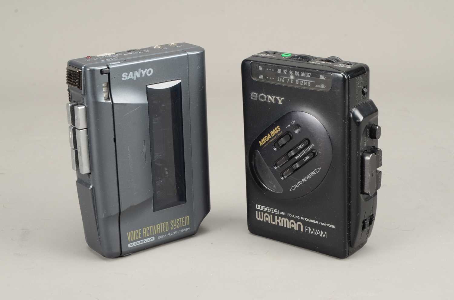 Sony Walkman / Sanyo Cassette Players / Receivers, - Image 5 of 5