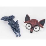 A Erstwilder fox head brooch,