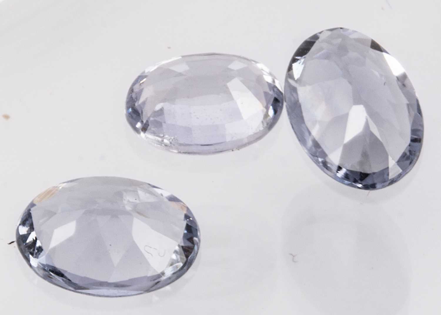 Three certificated Blue Mahenge Spinels,