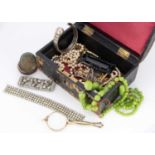 A collection of costume jewels,