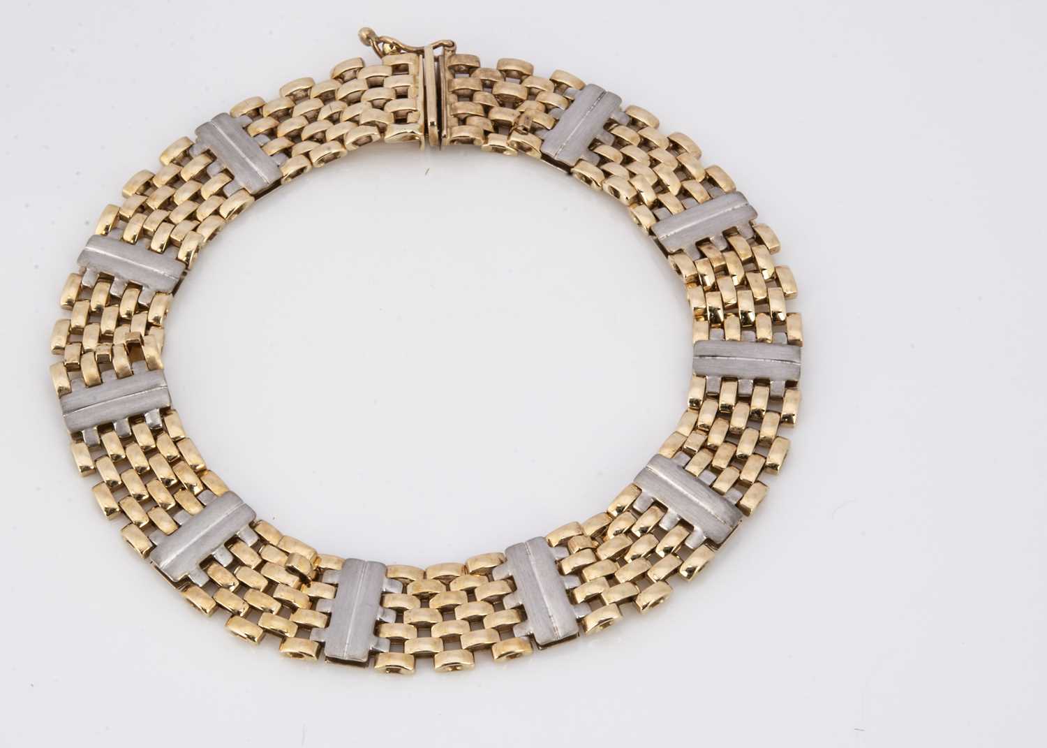 A Continental 585 marked bi metal bracelet,