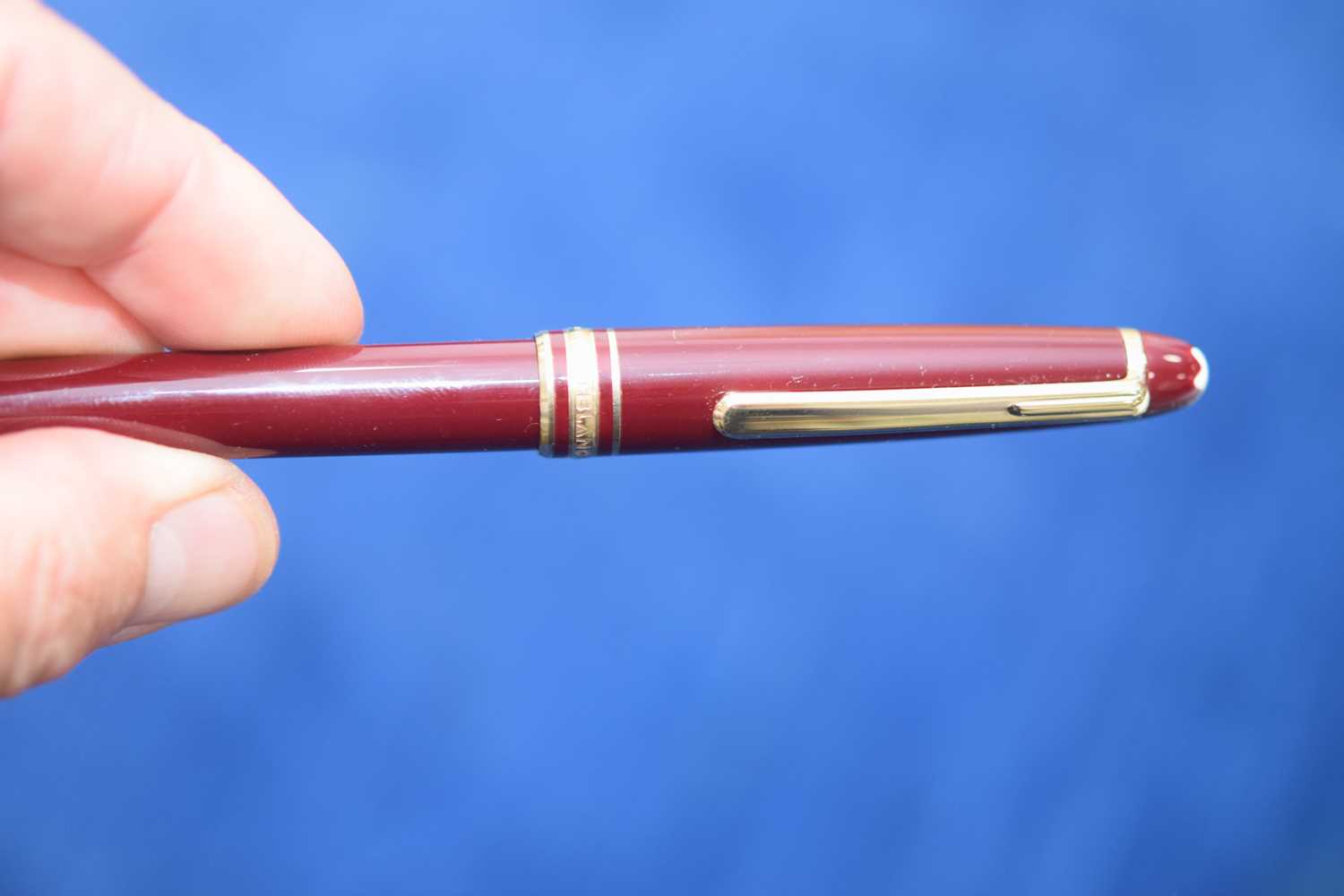 A modern Mont Blanc Meisterstuck fountain pen, - Bild 6 aus 7