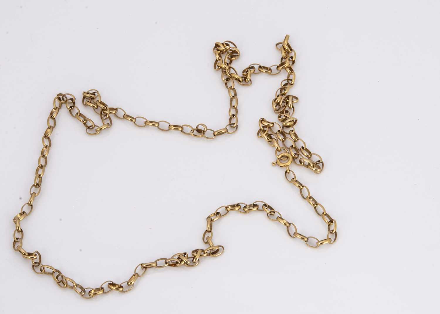 A 9ct gold oval linked necklace,