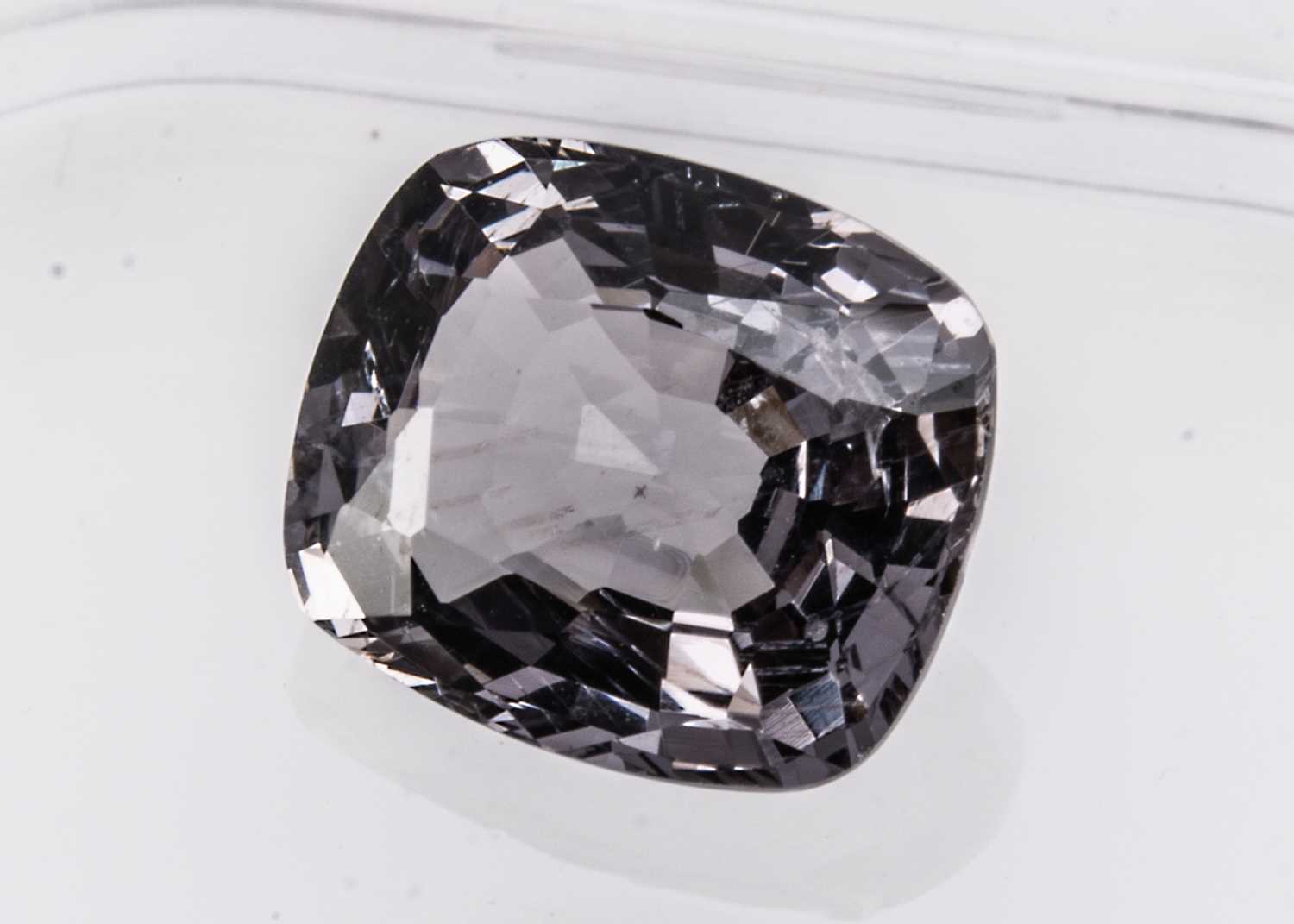 A certificated Burmese Spinel,