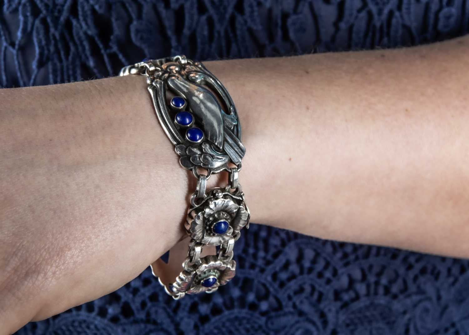 An early Georg Jensen lapis lazuli bird bracelet no. 23, - Image 4 of 4