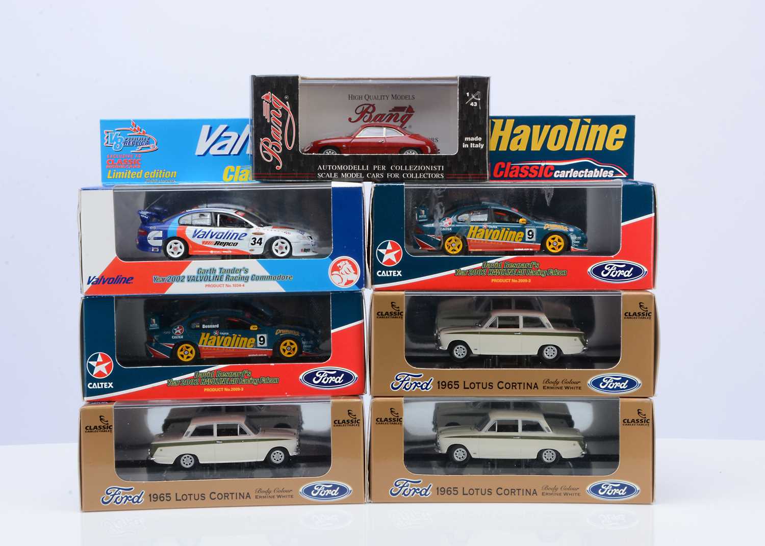 Miniature Ford Falcon AU Racing #600 - Classic Carlectables 1/43 - 2002 Caterpillar
