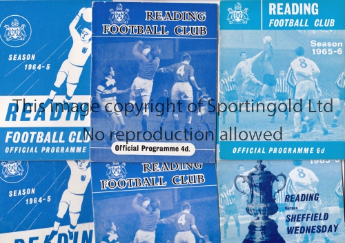 SMALL POCKET FOOTBALL PROGRAMMES Seventy five pocket programmes from the late 1950's and early - Image 4 of 4