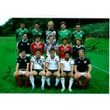 MANCHESTER UNITED AUTOGRAPHS 1985 Signed 12 x 8 photo of players posing in their International