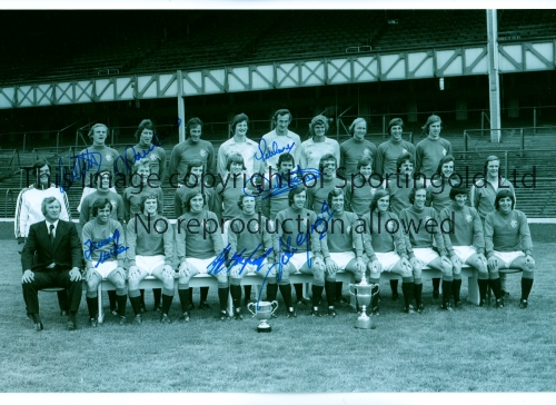 RANGERS AUTOGRAPHS 1975 Signed b/w 12 x 8 photo of players posing for a squad photo with the