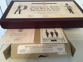 A boxed set by WBRITAIN no. 00102 In original pack