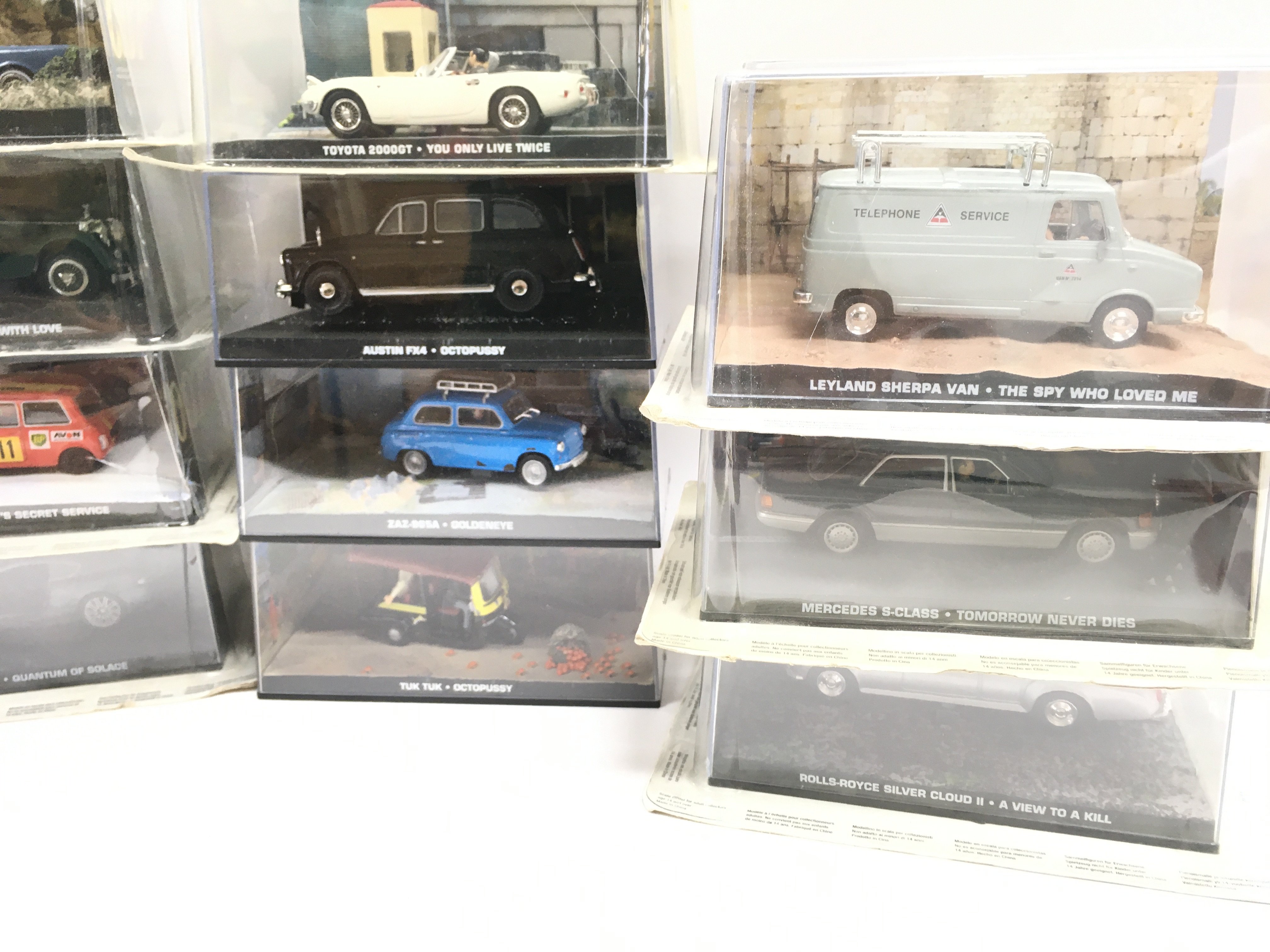 A Collection of James Bond Diecast Vehicles. No Ma - Image 3 of 3