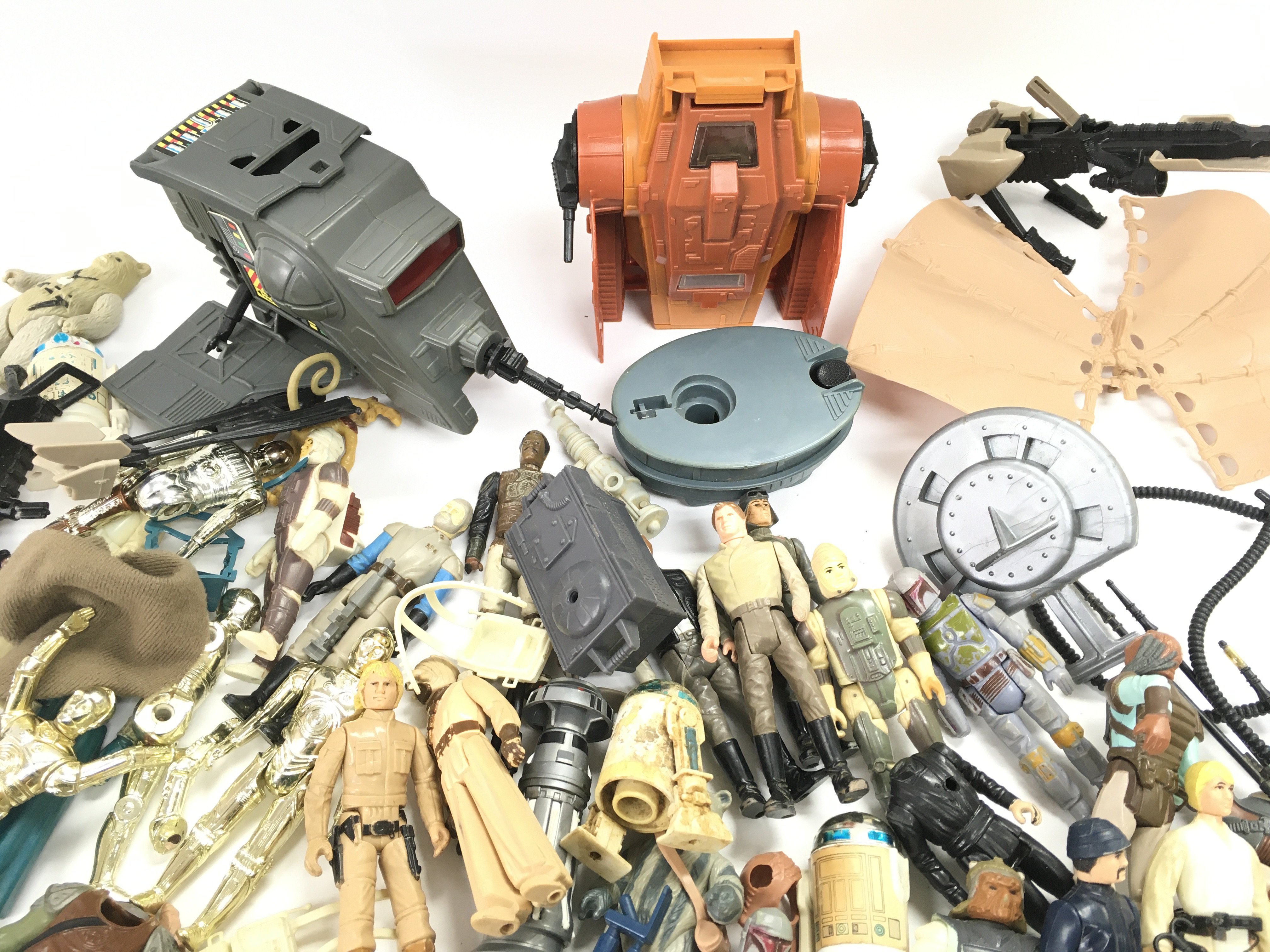 A Box Containing Vintage Star Wars Figures. A Boxe - Image 3 of 7