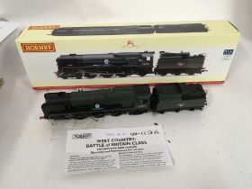 A boxed Hornby model locomotive with tender R2221.