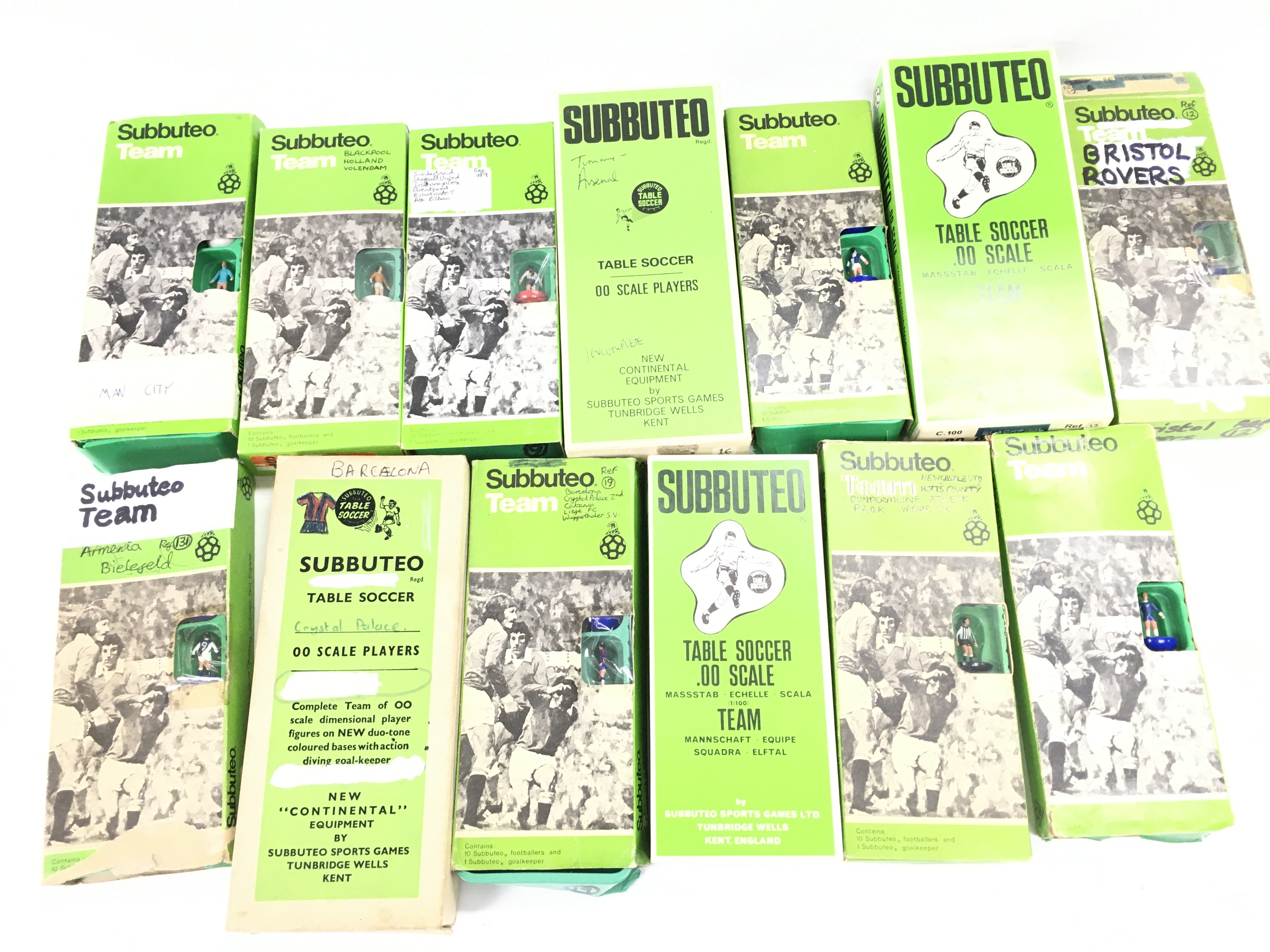 A Collection of 13 Boxed Subbuteo Teams. - Image 5 of 5