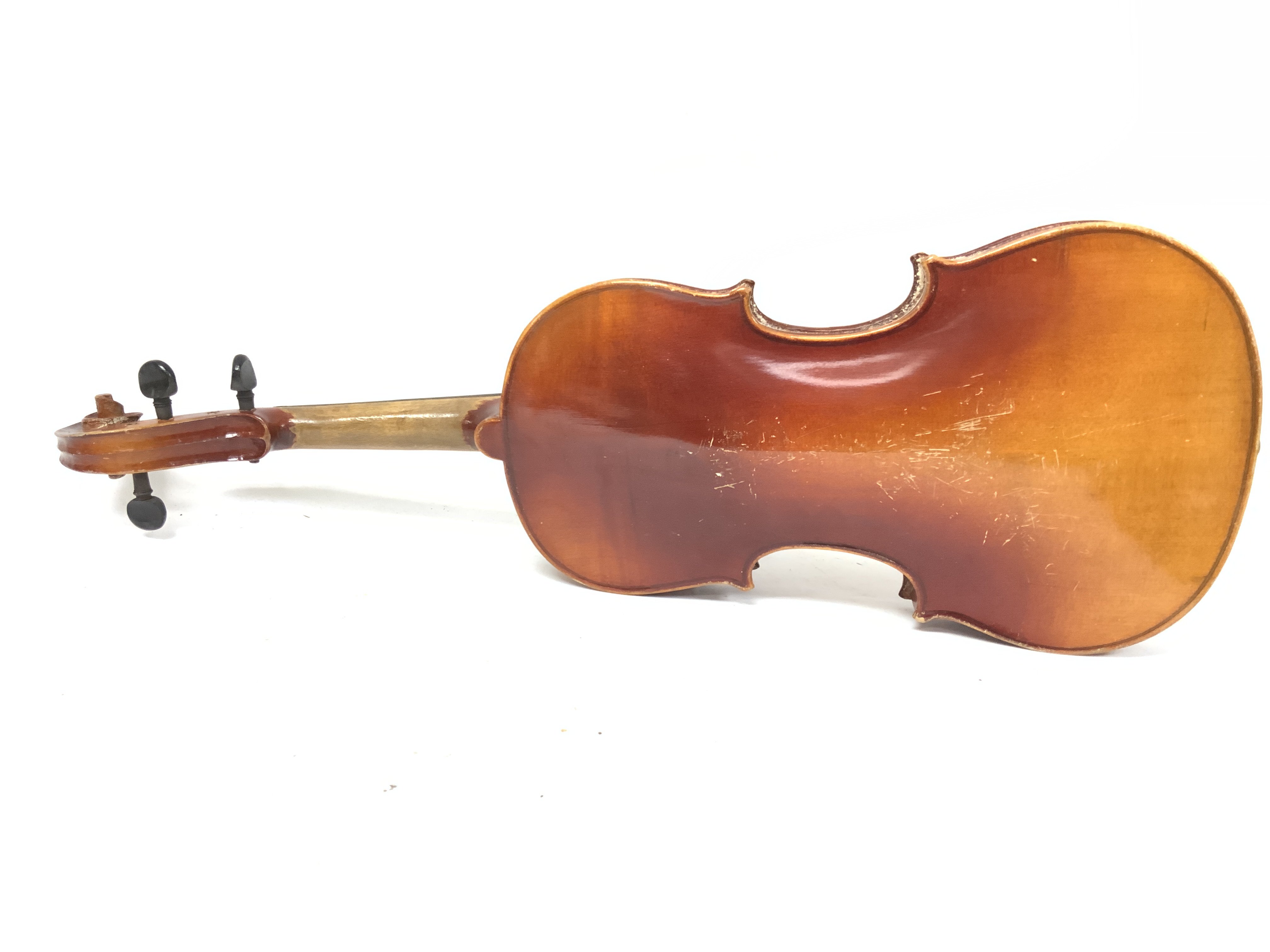 A cased Czechoslovakian replica of a Antonia Strad - Image 3 of 4
