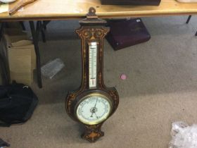 Antique aneroid barometer. No reserve.