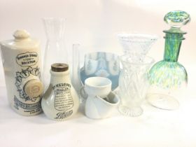 Box of various glass and ceramic items. No reserve