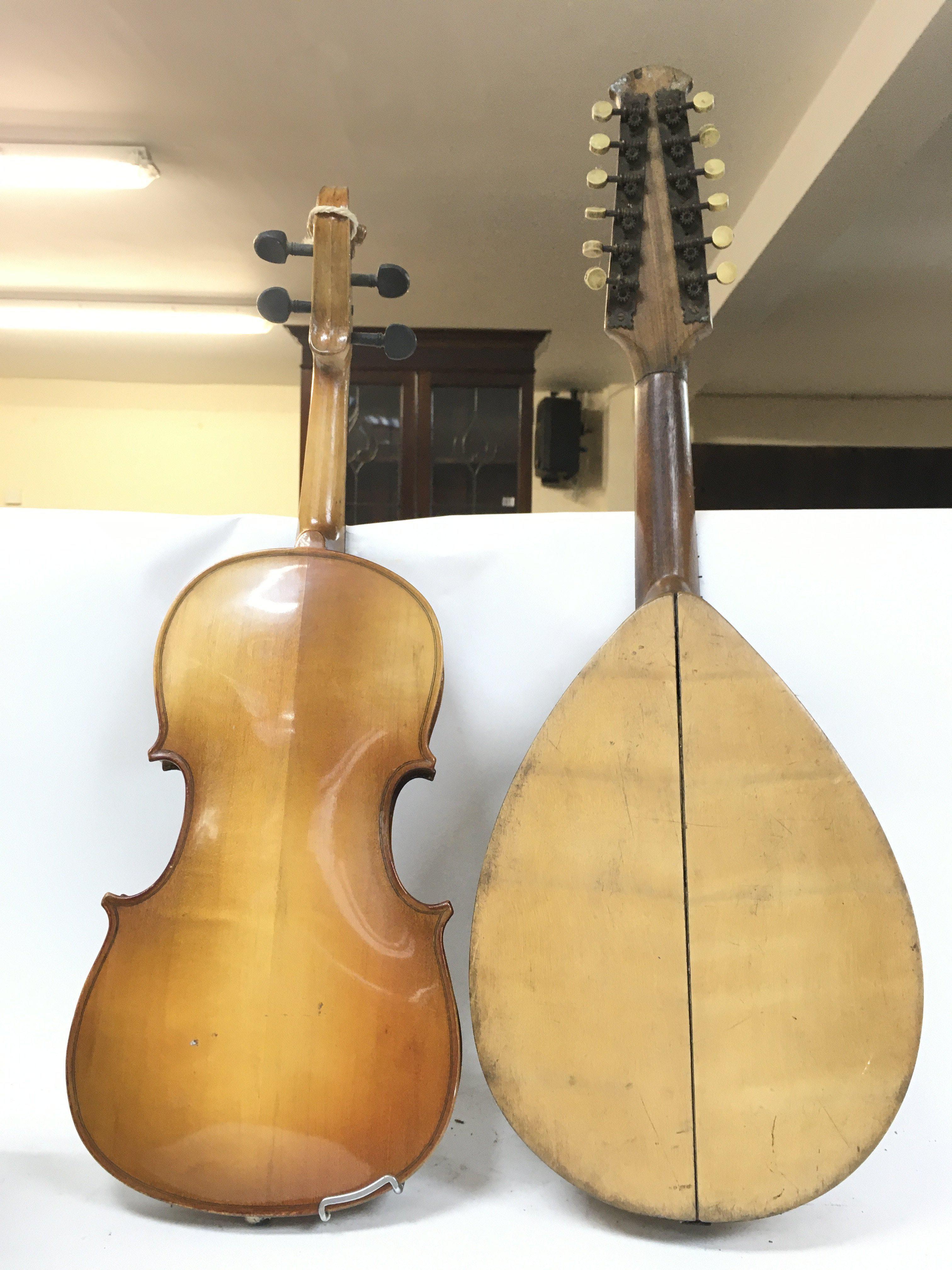 A damaged twelve stringed mandolin by Giovanni Min - Image 2 of 2