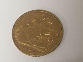 A 1903 Edward VII gold half sovereign.