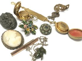 A collection of costume jewellery including Sovere