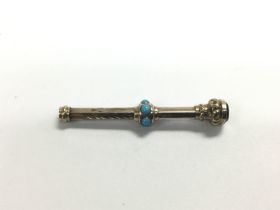 A mini propelling pencil set with turquoise and ru