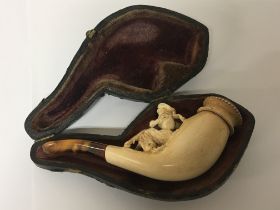 A Meerschaum pipe in a fitted case