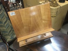 A satinwood 20th century Lectern 38cm high. 38cm w