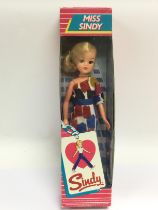 A boxed vintage Sindy doll. Shipping category B.