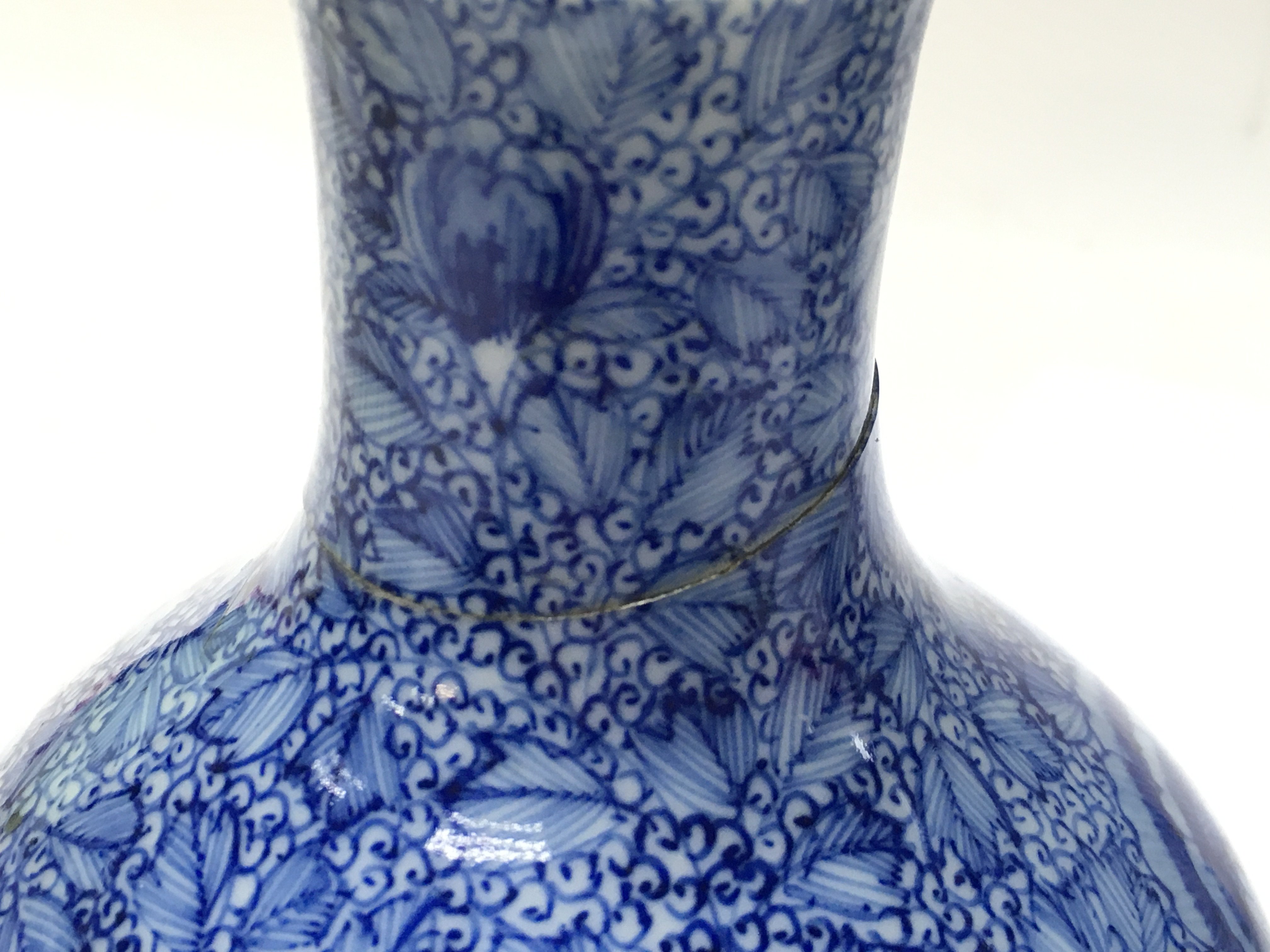 Chinese blue and white vases with floral decoratio - Image 3 of 4