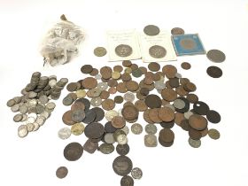 Collection of assorted coinage including Approx 17