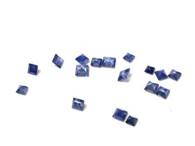 A parcel of loose unmounted Princess cut sapphires