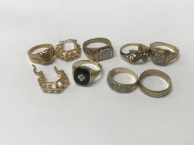 A Collection of seven rings and a pair of gold earrings (9 carat 29 g approximately )