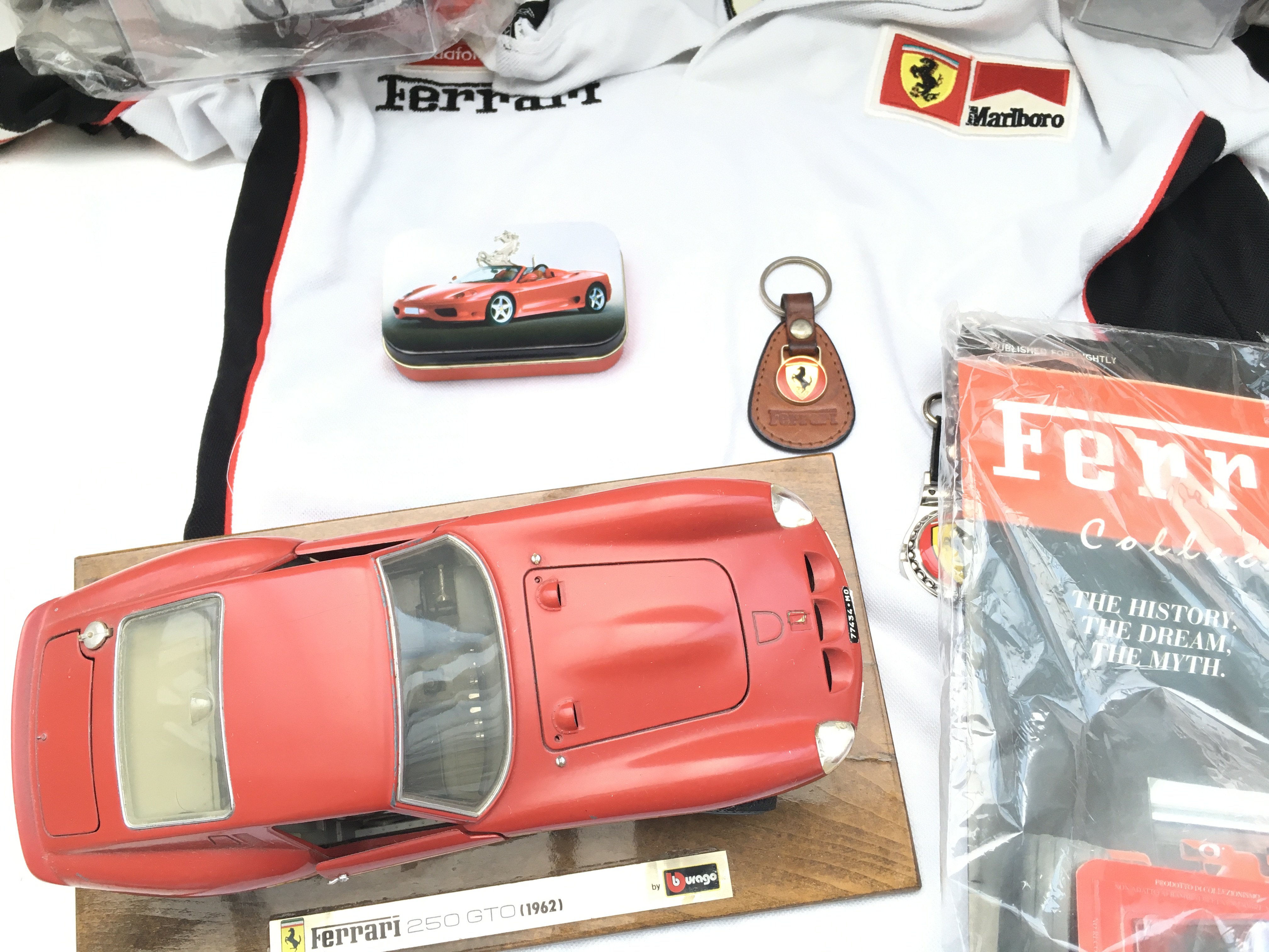 A Collection of Ferrari Merchandise. Including Magazines. Mugs.dvds. Key rings.caps. Glasses Etc. - Image 6 of 7