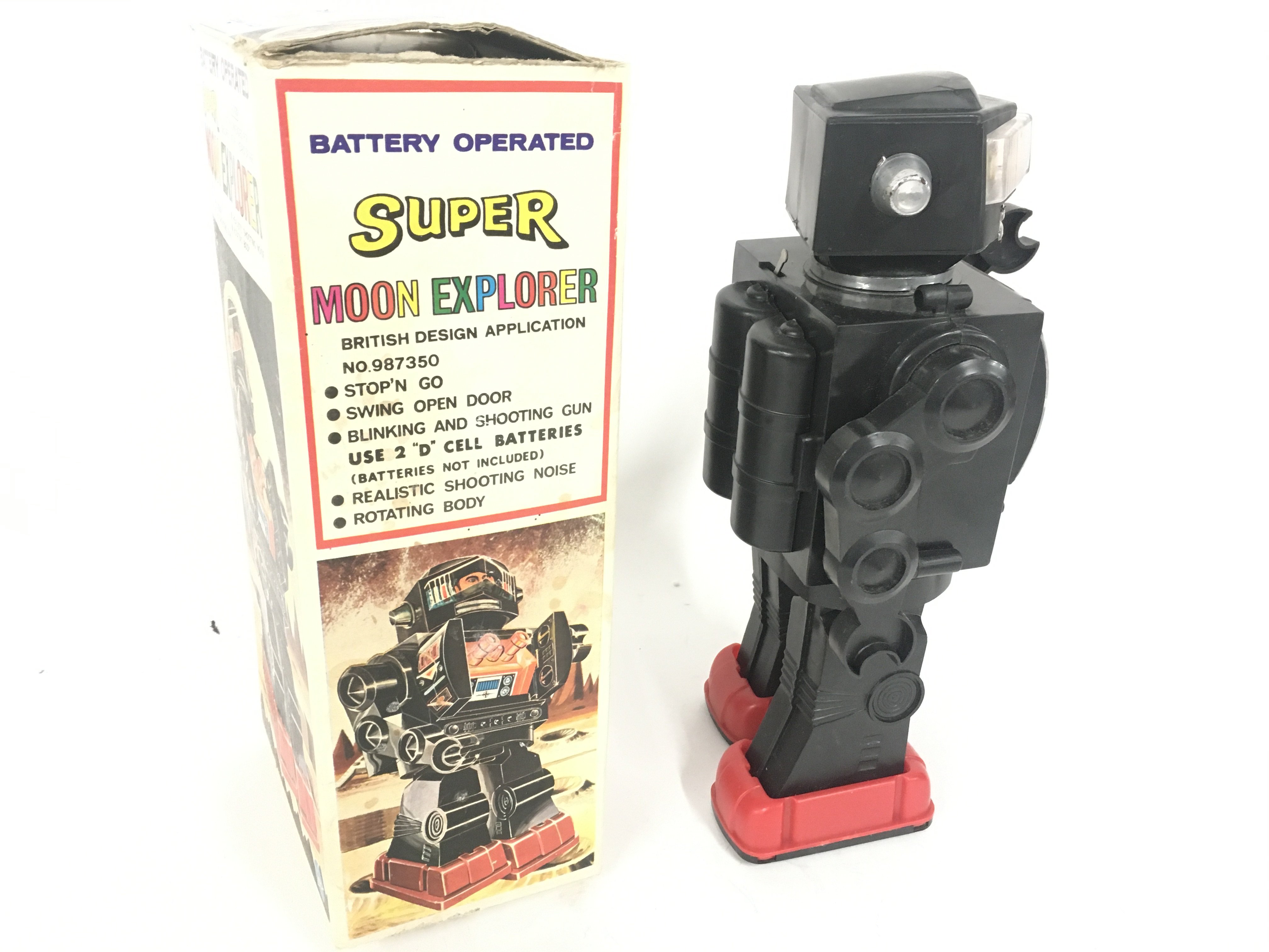 A boxed battery operated robot with several featur - Image 4 of 5