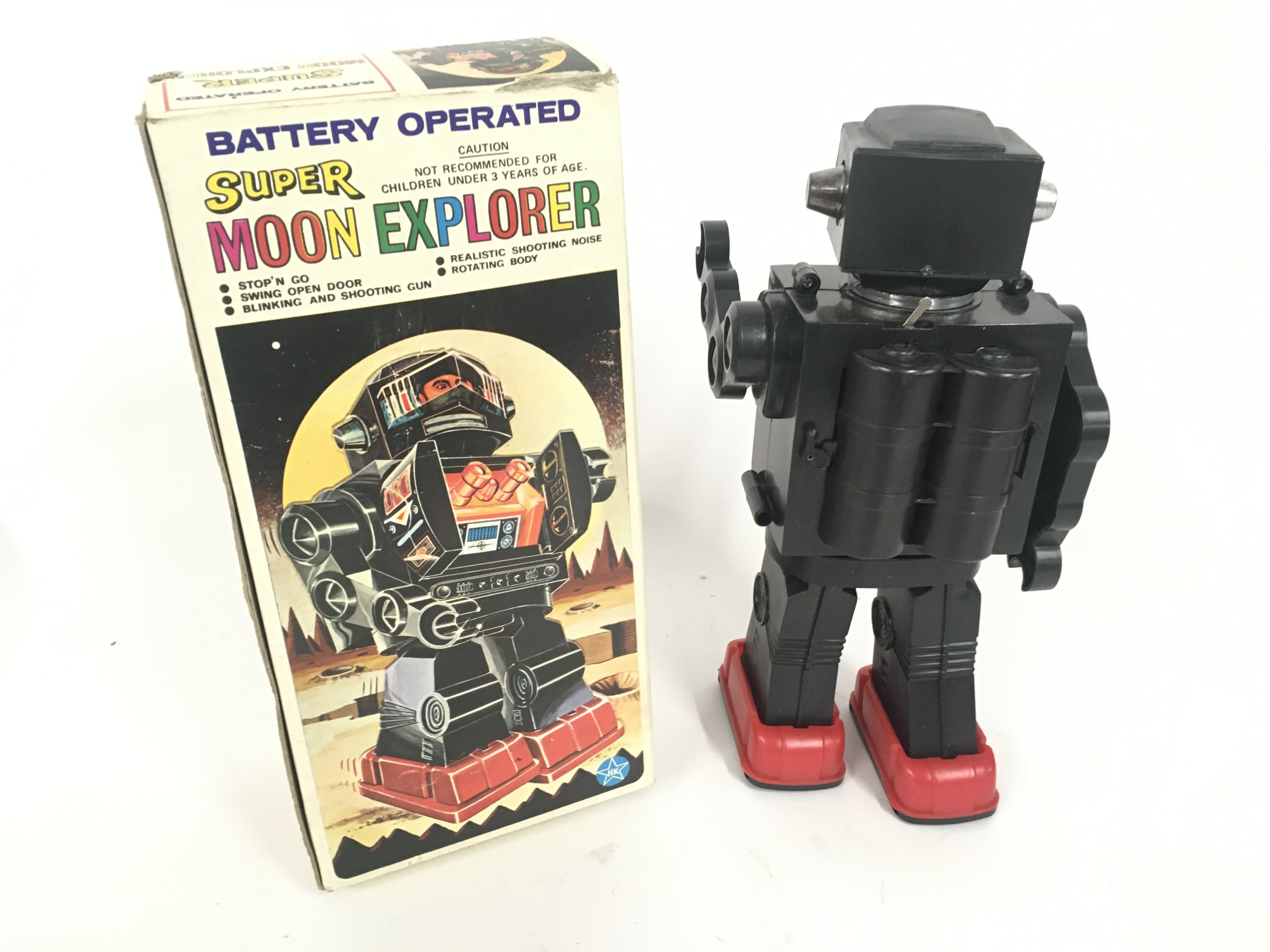 A boxed battery operated robot with several featur - Image 3 of 5