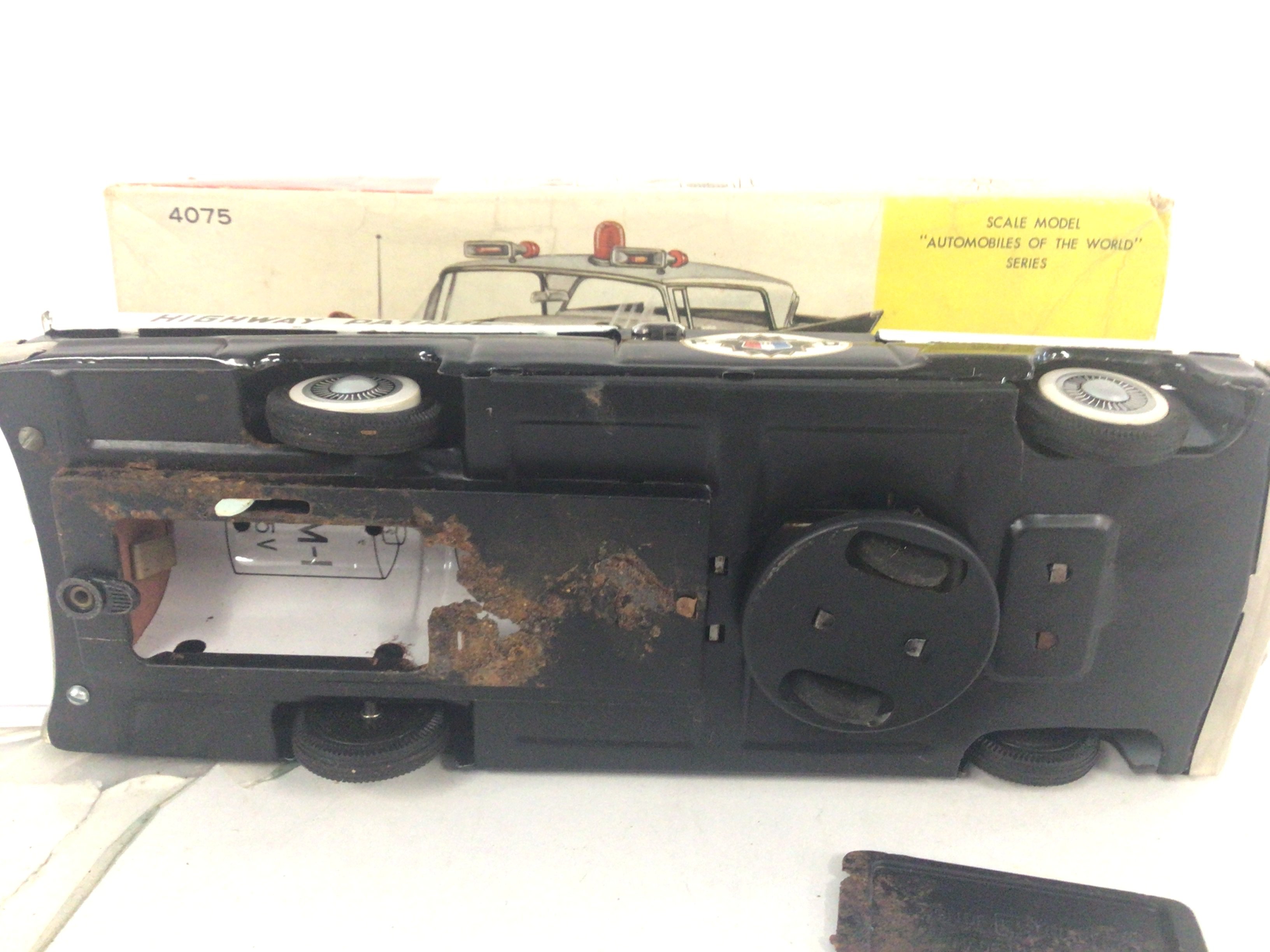 A Box Bandai Lincoln Patrol Car. A/F. No reserve. - Image 3 of 3