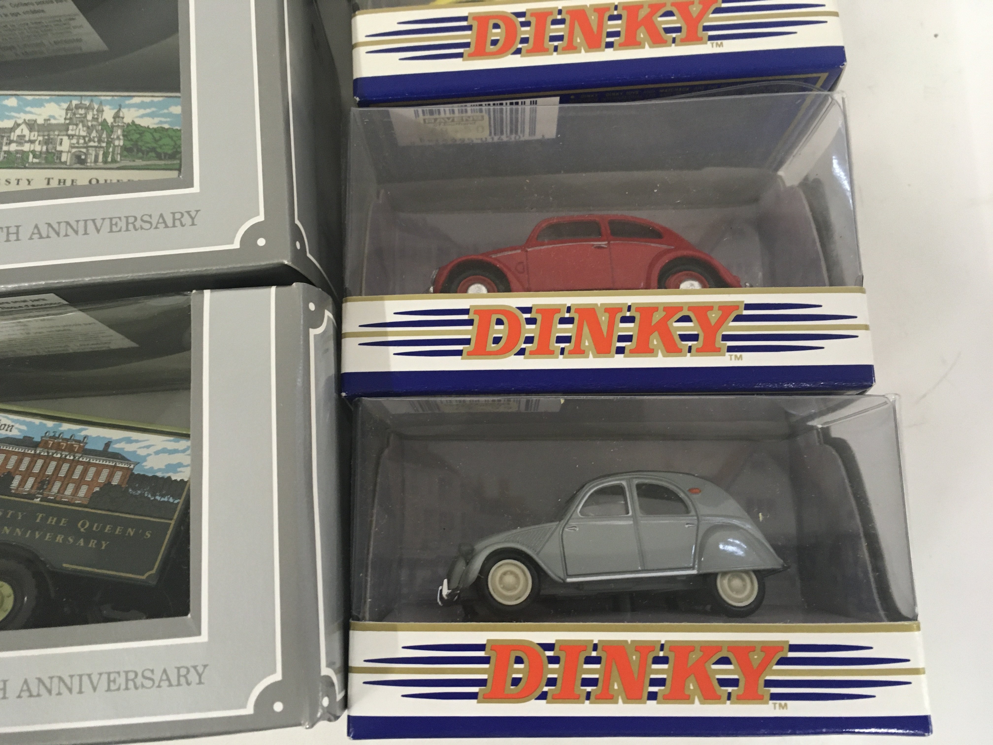 A collection of boxed model cars by Corgi and Dink - Image 7 of 7