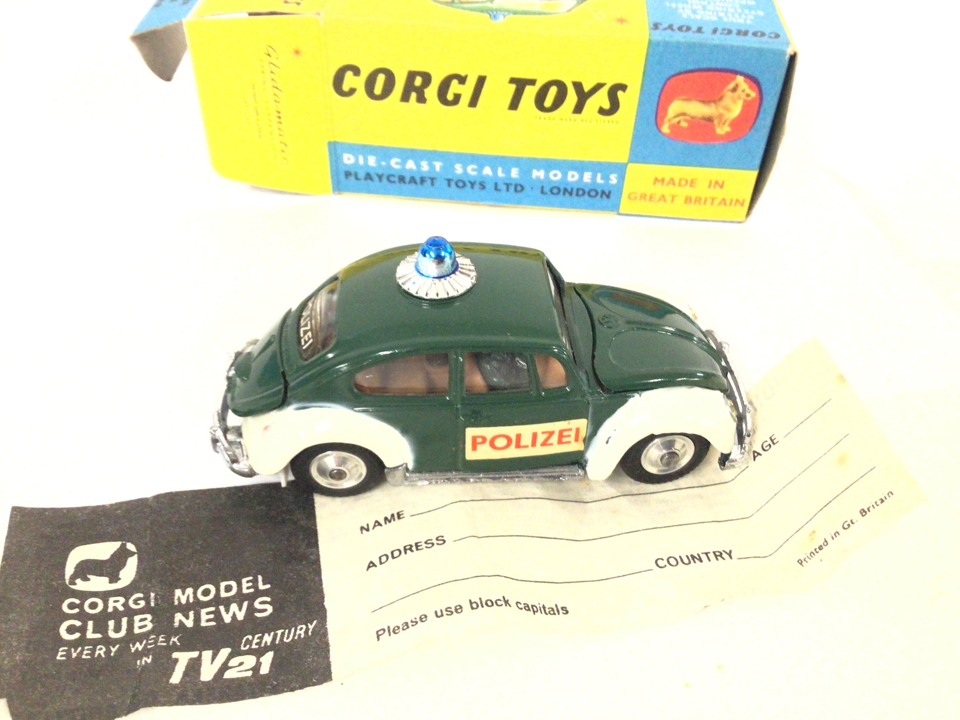 A Boxed Corgi Volkswagen European Police Car #492 - Image 3 of 3