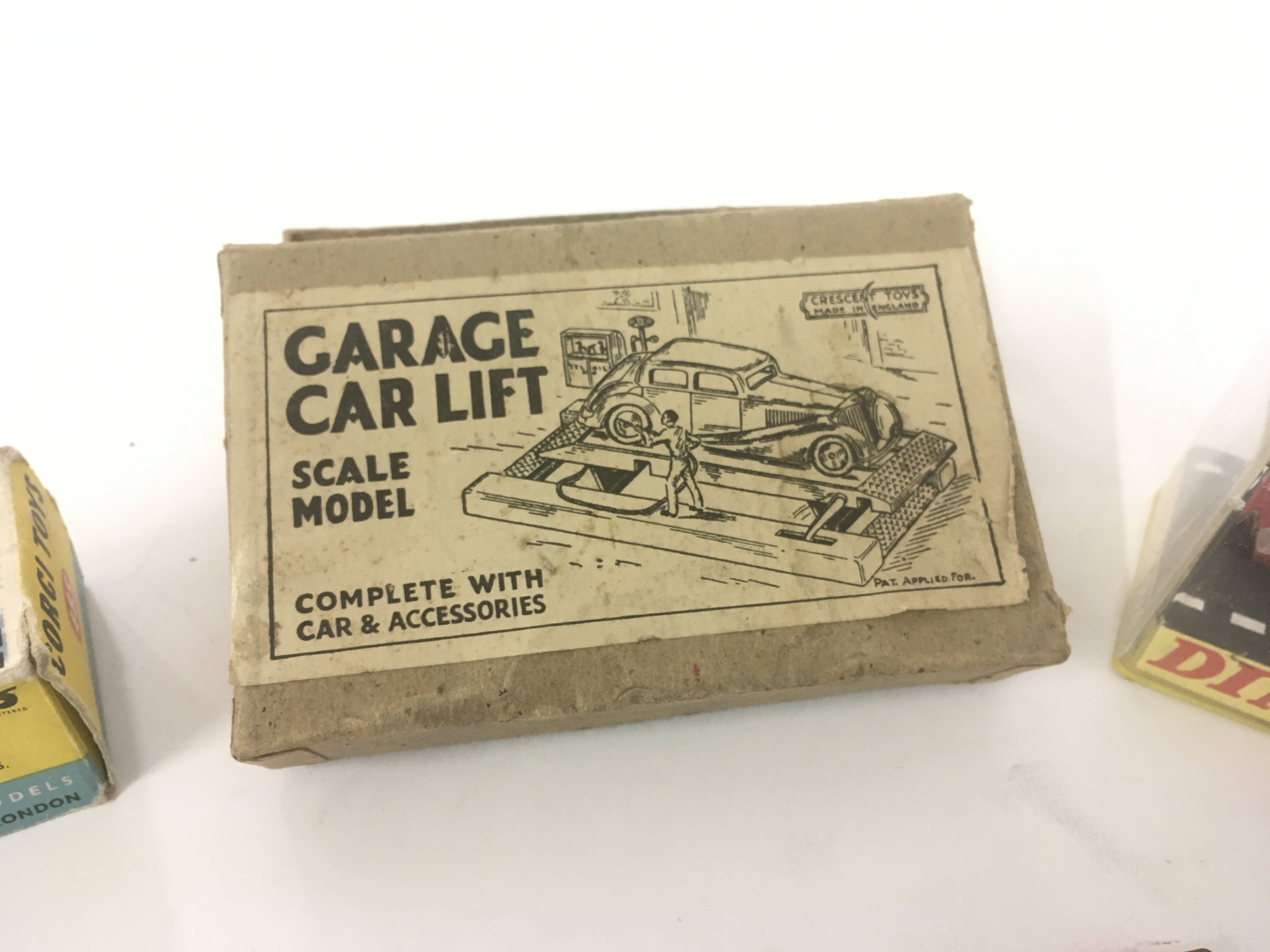 Original boxed Corgi diecast model 485MINI COUNTRY - Image 3 of 7
