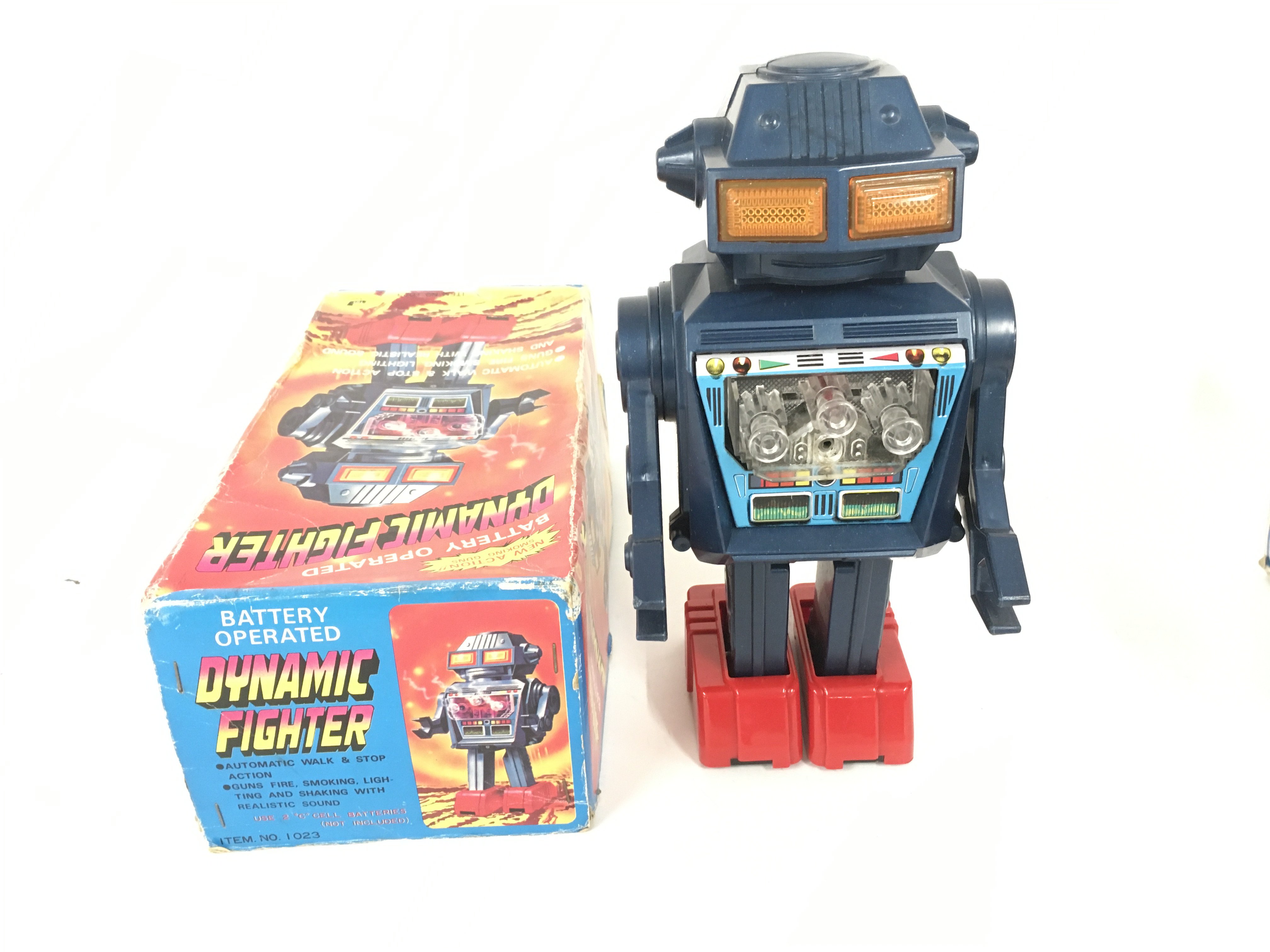 A boxed battery operated robot made in Japan by JU - Image 5 of 7