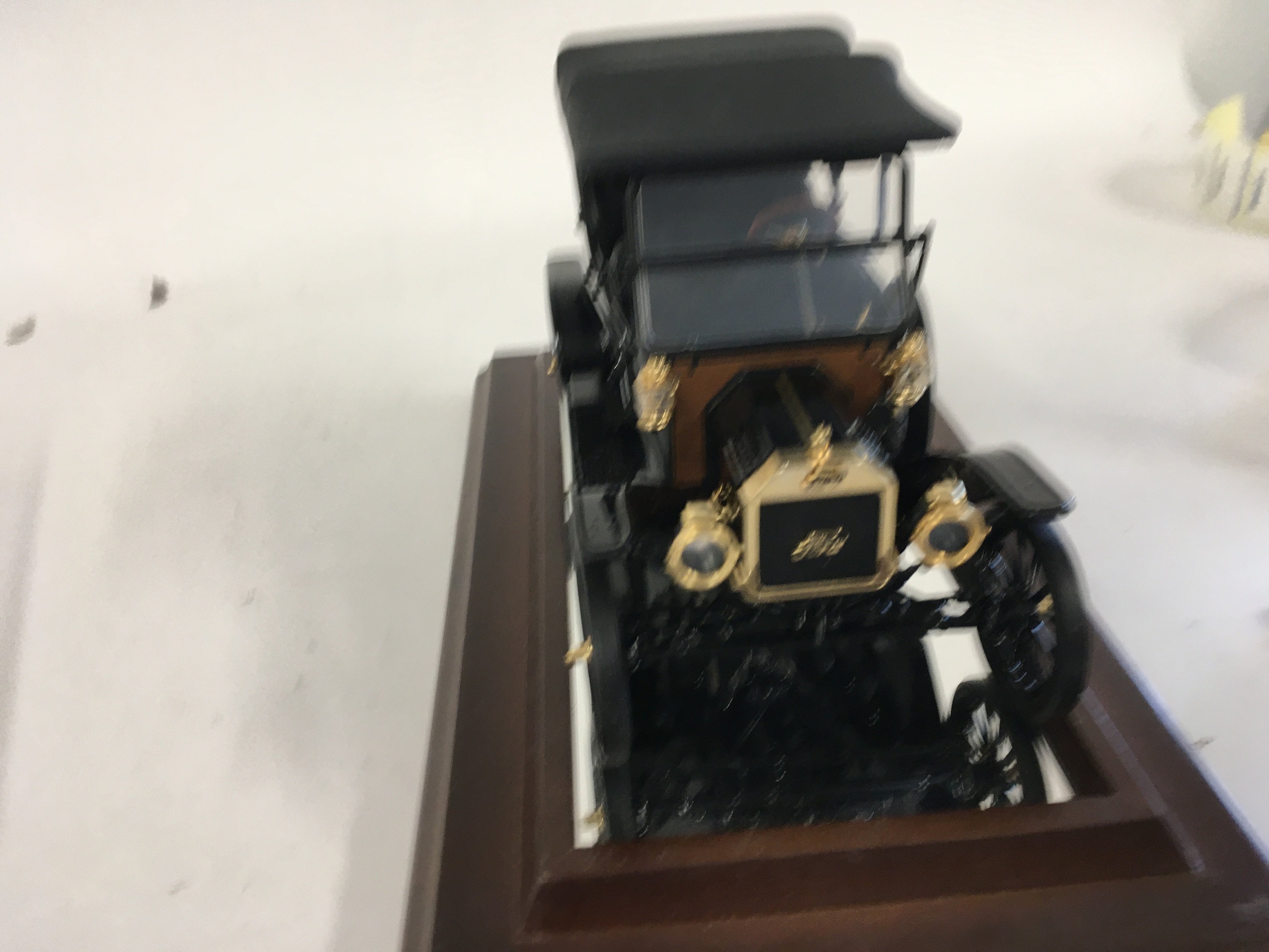 Three precision model cars by Franklin Mint both i - Image 7 of 10