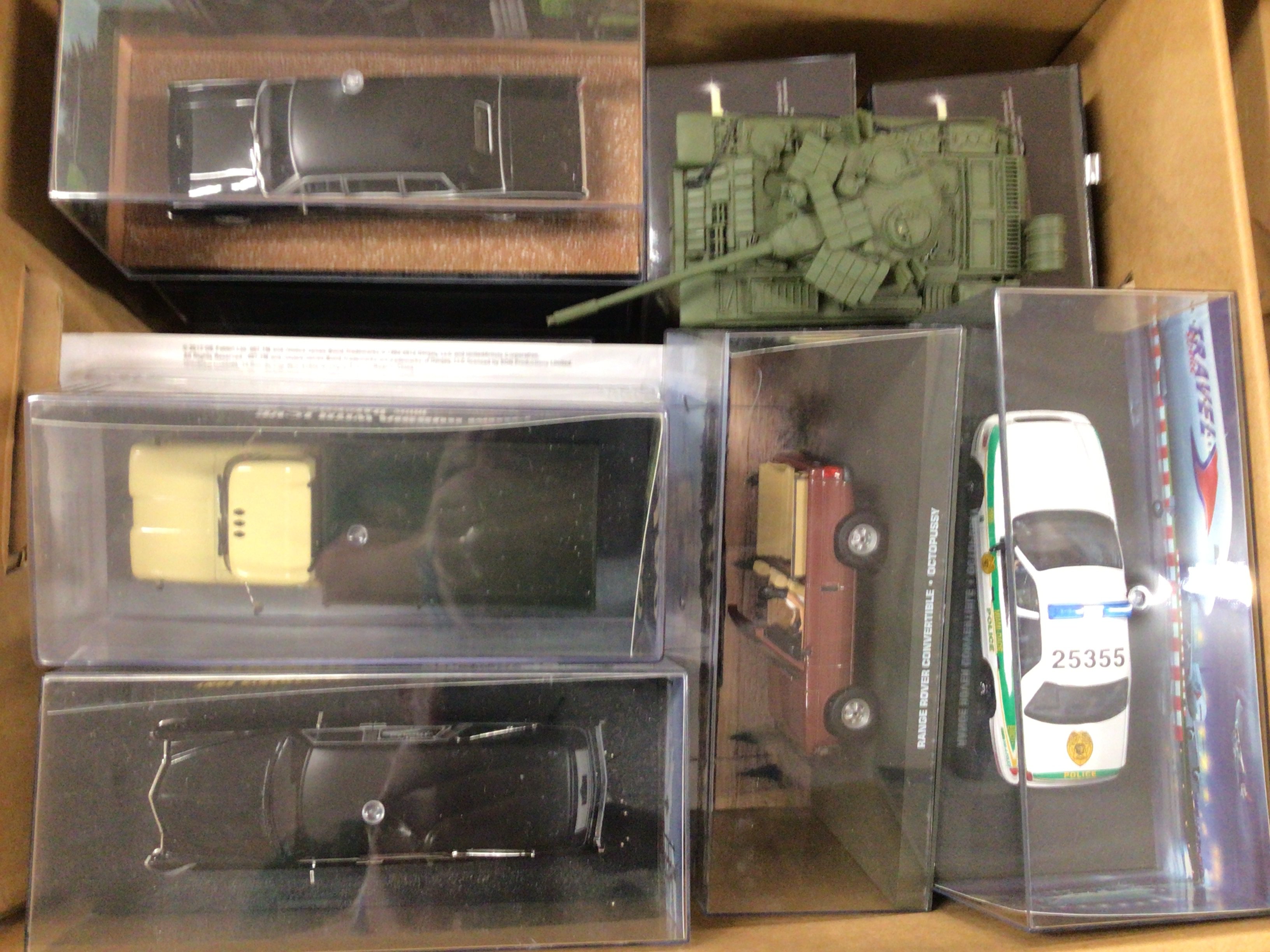 6 Boxes Containing the Complete James Bond Car Col - Image 2 of 6