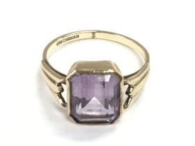 9ct gold Amethyst ring. Approx ring size L. Postag