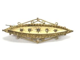 15ct yellow gold fancy bar brooch having 5 diamond