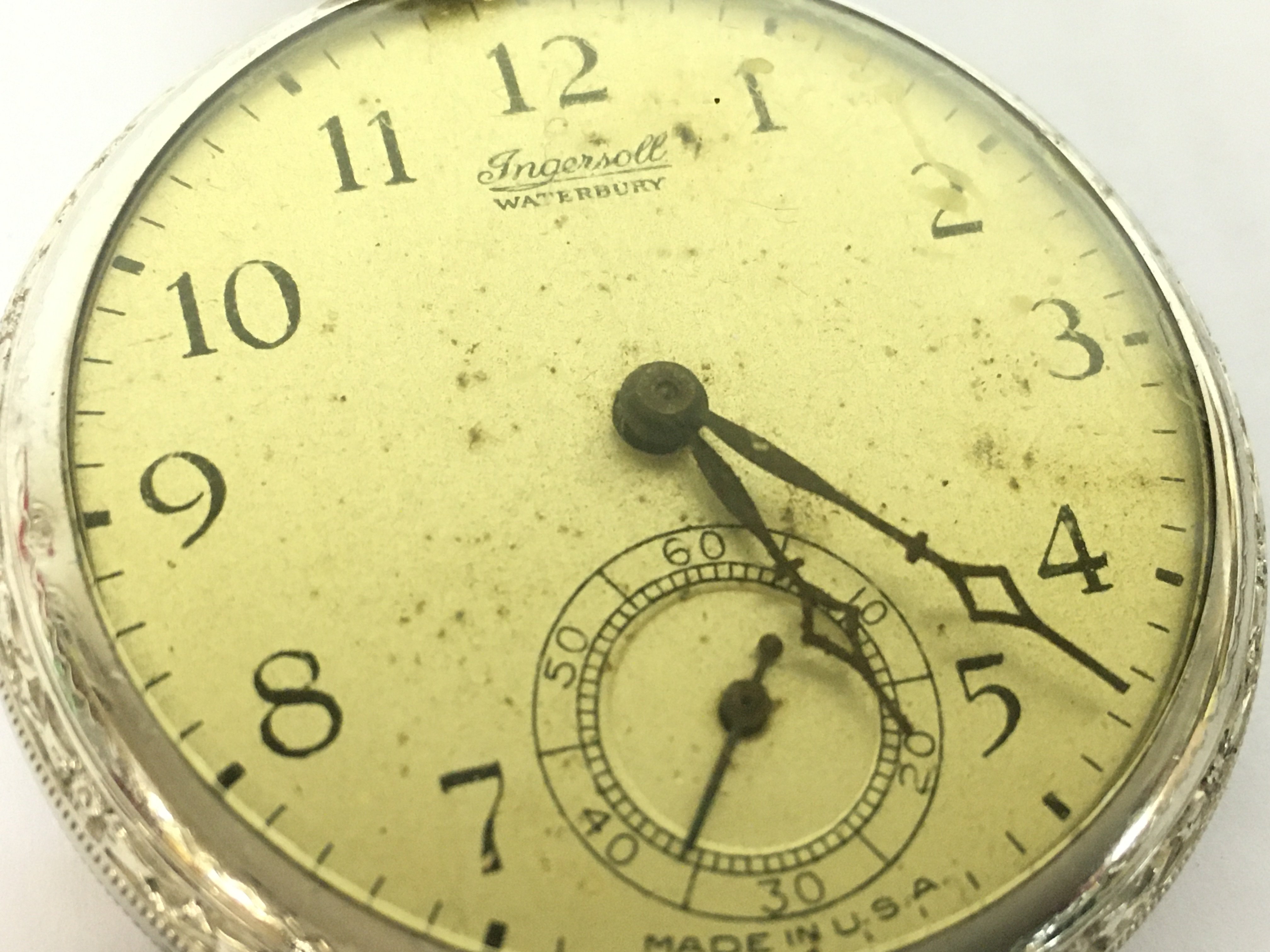 A button wind Ingersoll Waterbury pocket watch wit - Image 2 of 3