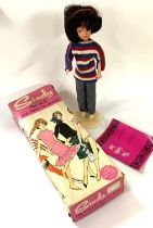 An original boxed Sindy doll by Pedigree in good condition, box has some damage. (B)